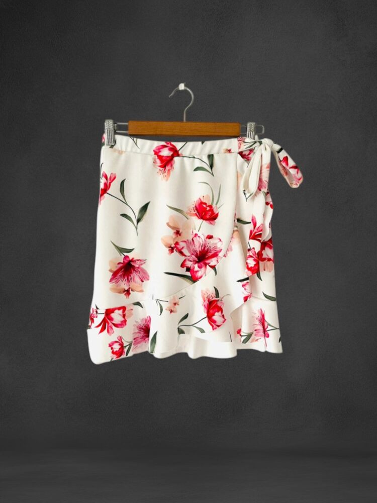 New With Tags New Look Size 8 floral Print Summer Skirt