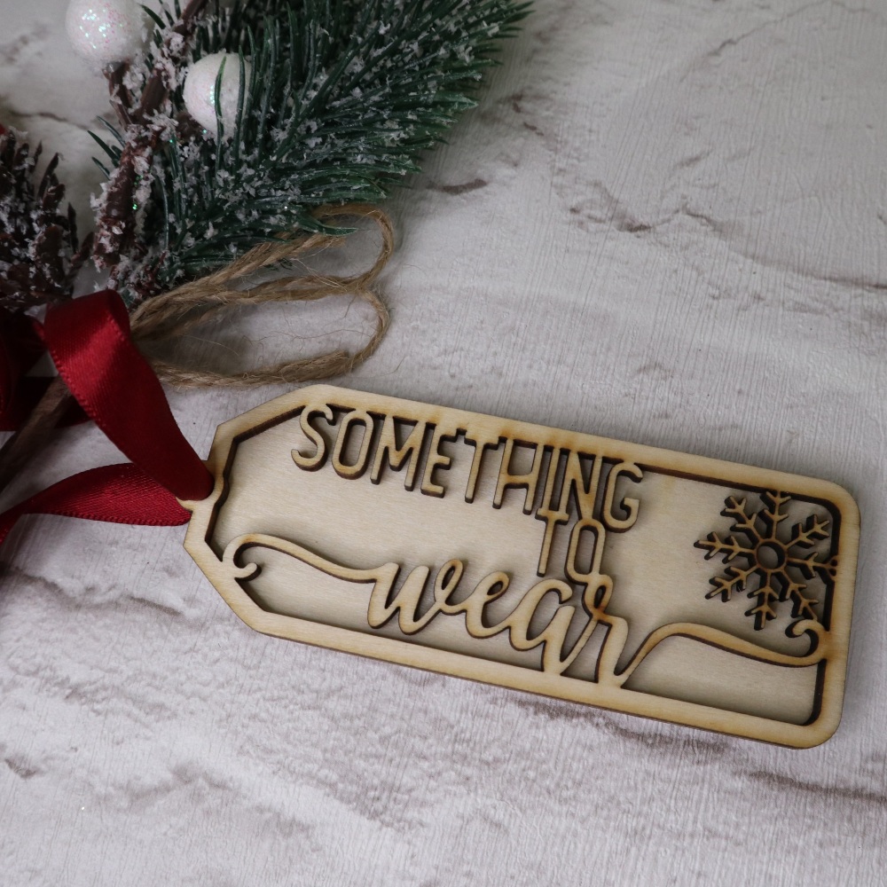 Christmas Gift Tag "Something To Wear"