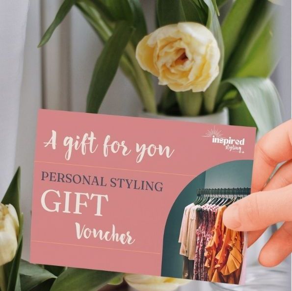 E-card for face-to-face colour analysis