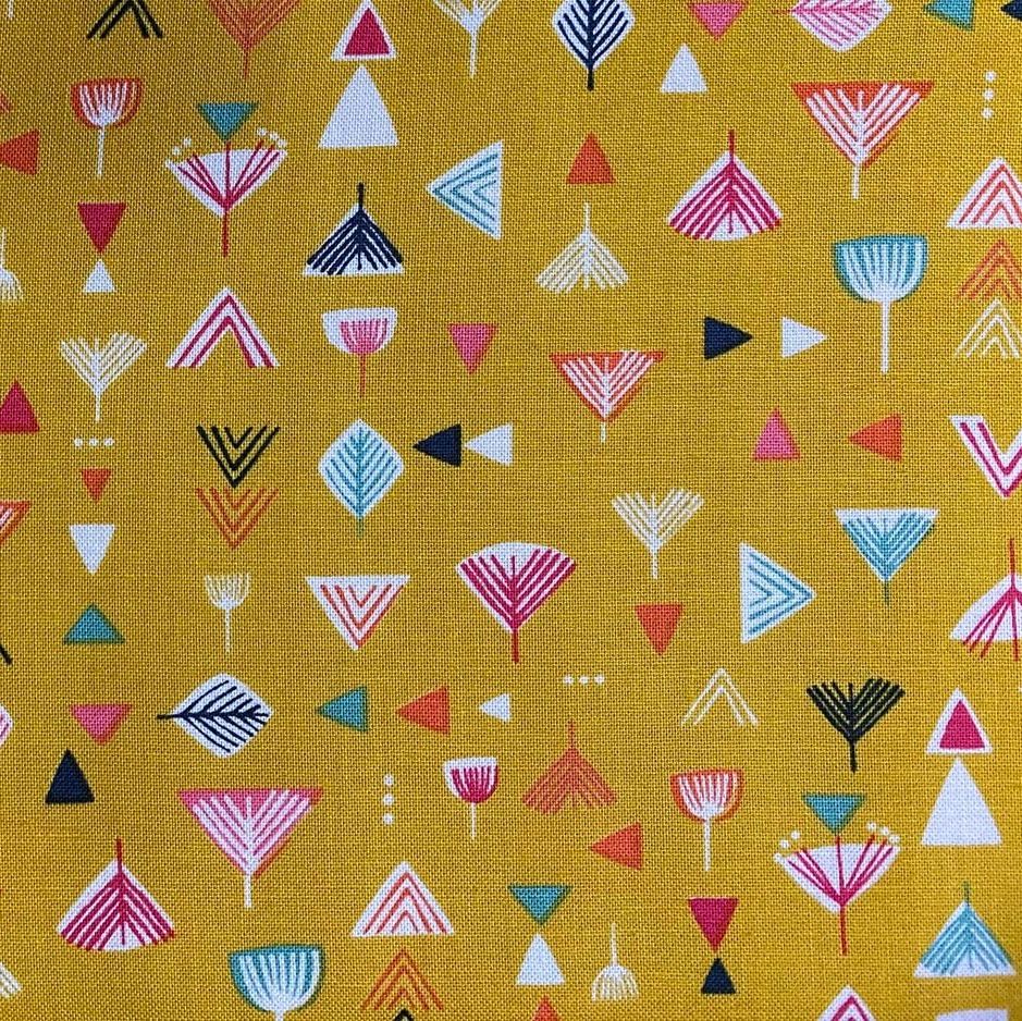 100% Cotton from Dashwood Studios - Natural Trail - Gold, per fat quarter