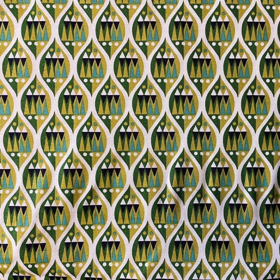 100% Cotton from Makower UK - Wrap it up - Ogee, per fat quarter