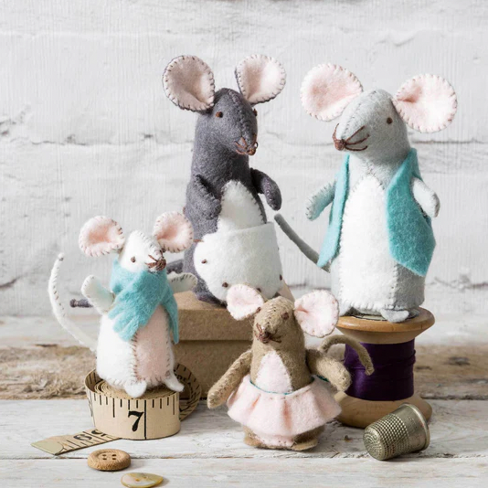  Mouse Family Felt Craft  Kit  by Corinne Lapierre