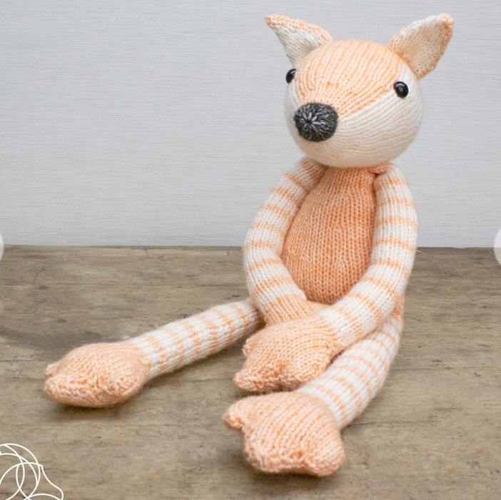  Sanne Fox by Hardicraft - Stone washed yarn - 78% Cotton, 22% Acrylic - knitting kit