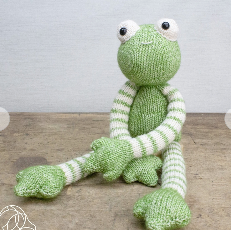  Tinus Frog  by Hardicraft - Stone washed yarn - 78% Cotton, 22% Acrylic- knitting kit