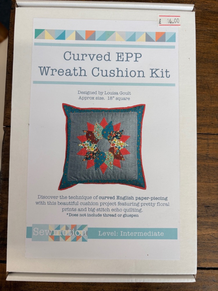  Sew Motion - Curved EPP Wreath Cushion Kit - Main Fabric Included  - will need wadding & backing & cushion inner