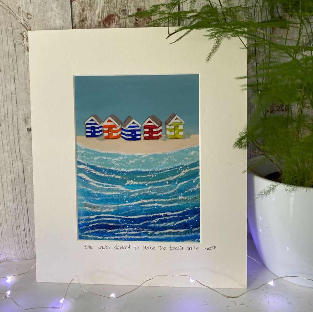 Beach hut smile - Mounted print