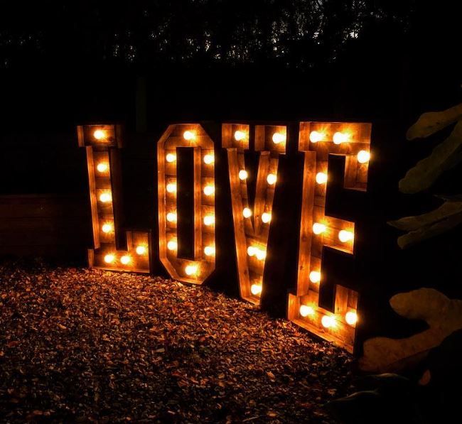 4ft Rustic wooden love letters