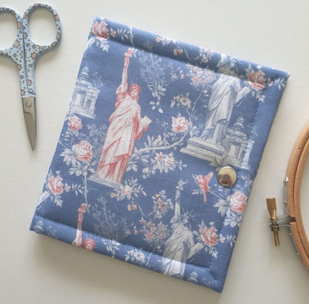 Thread/floss keeper to match the Patriotic project bag, HATS.