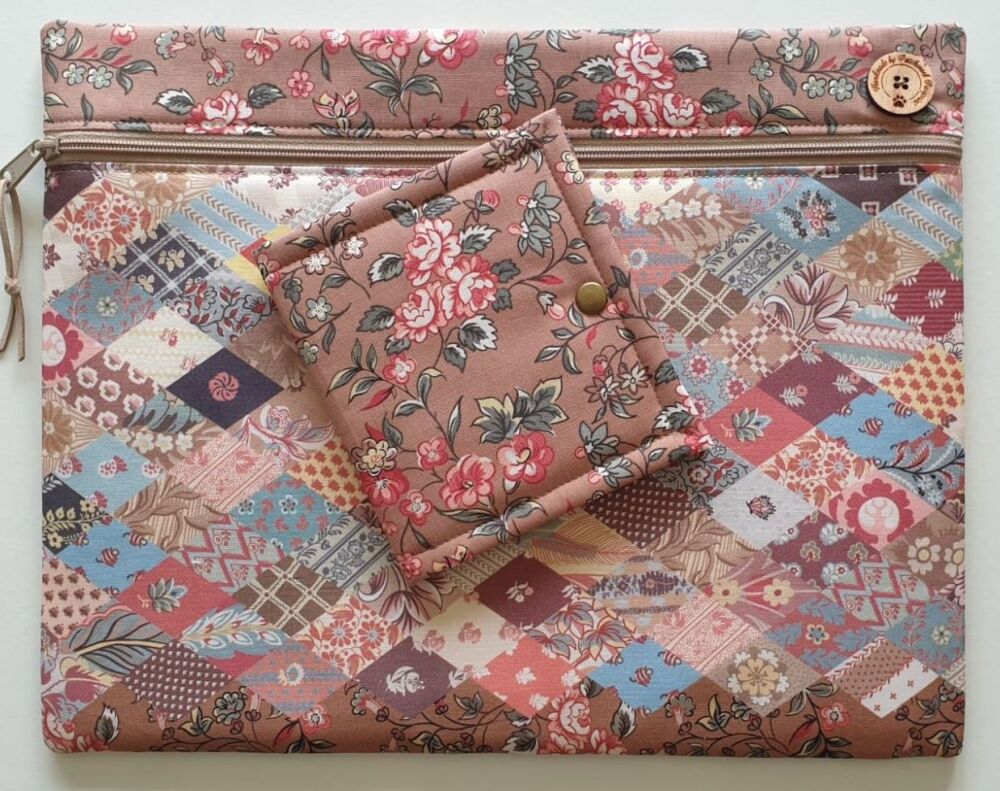 Set:  Jane Austen at Home project bag & floss keeper.