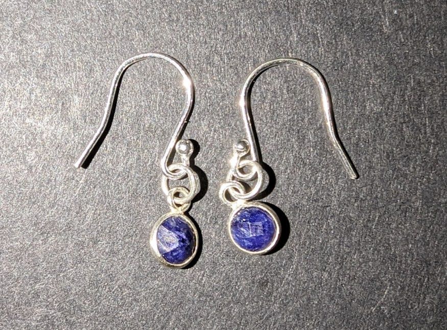 Dainty Sterling Silver & Lapis Lauli