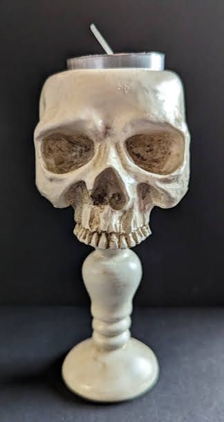 Skull Candle Stand