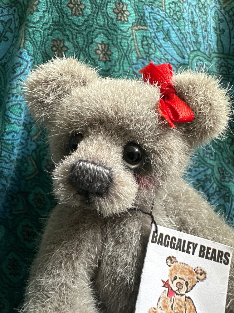 Abby by Baggaley bears larger bear