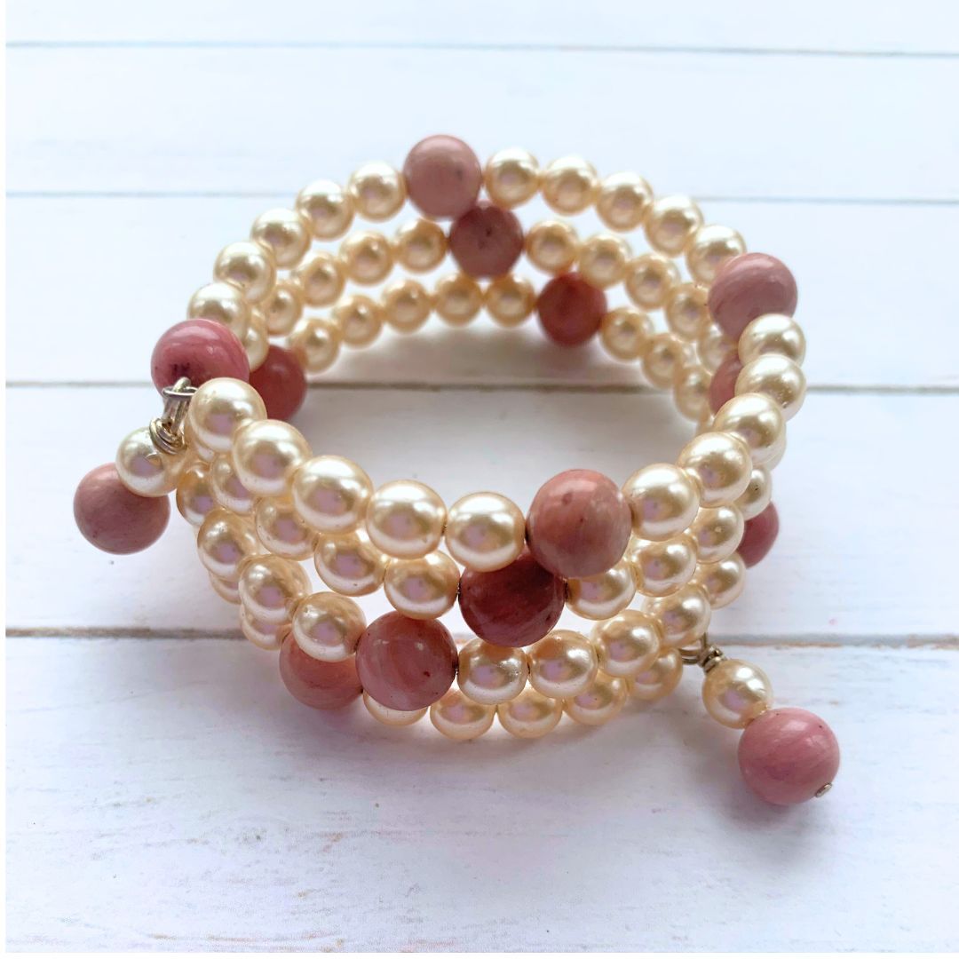 Rhodonite & Glass Pearl Bangle