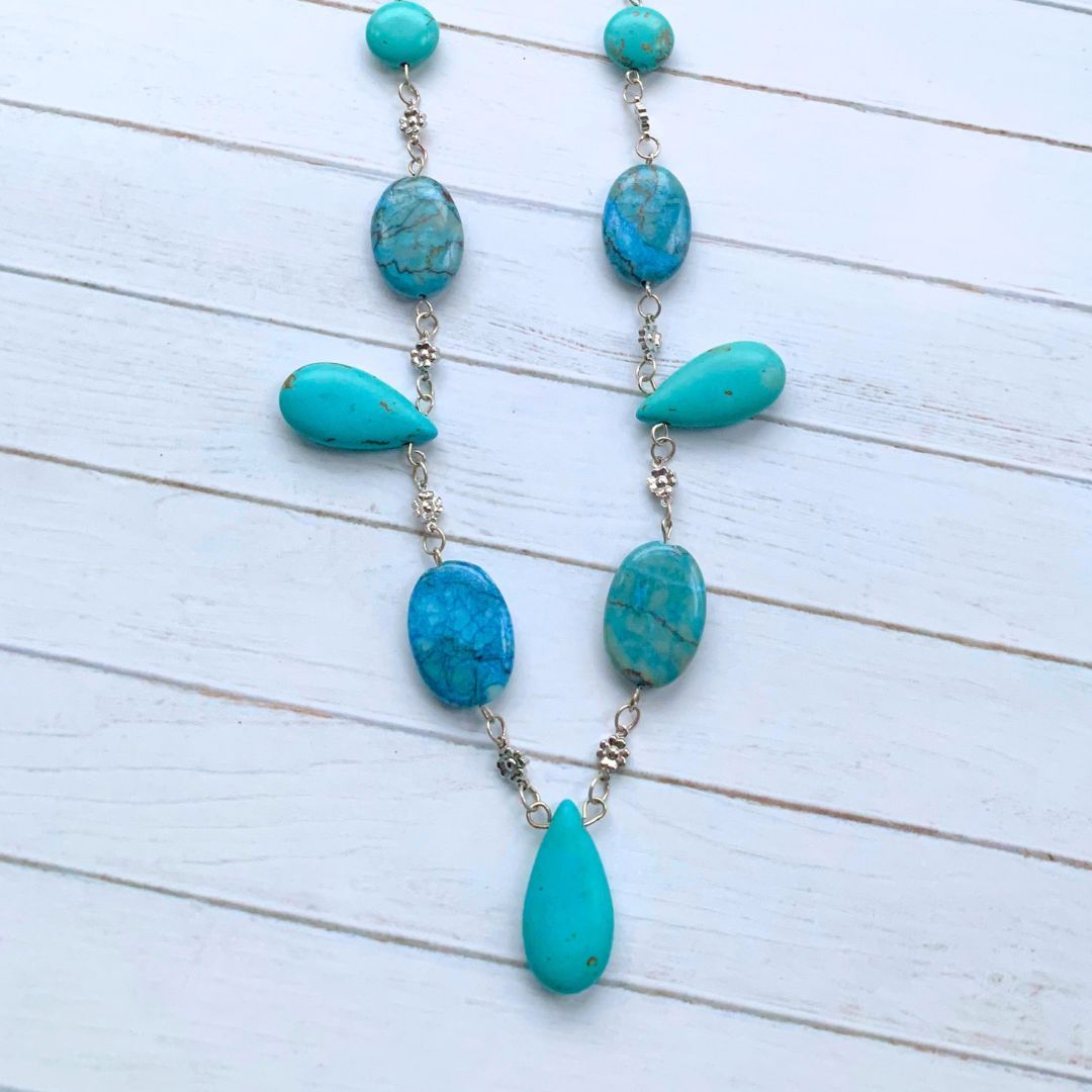 Turquoise & Howlite Pendant Drop Necklace