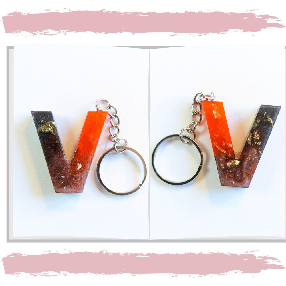 Keyring Letter V