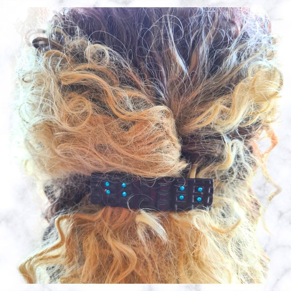 Medium Brown Hair Clip