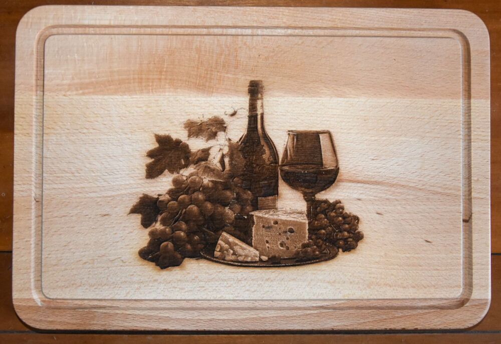 Small cheese and wine chopping board