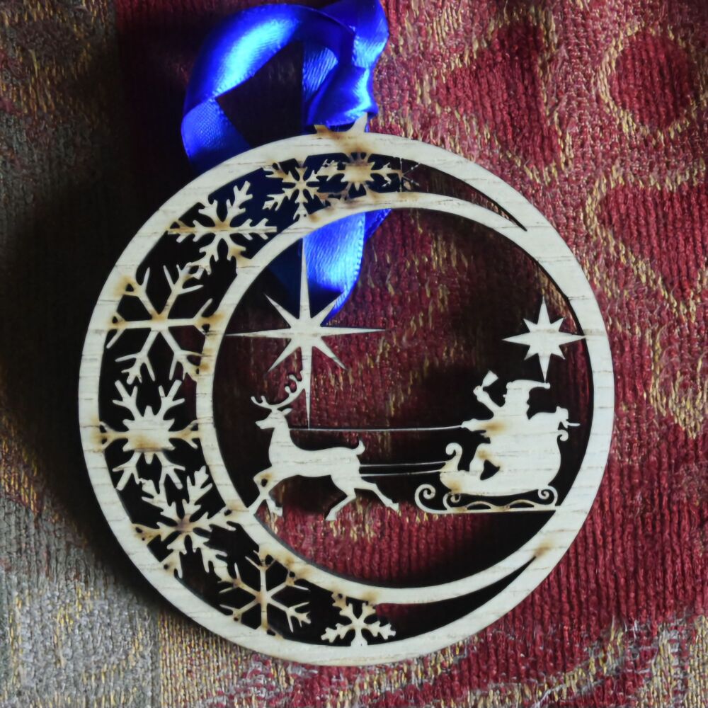 Chrismas Decoration Wih Santa In His Sleigh