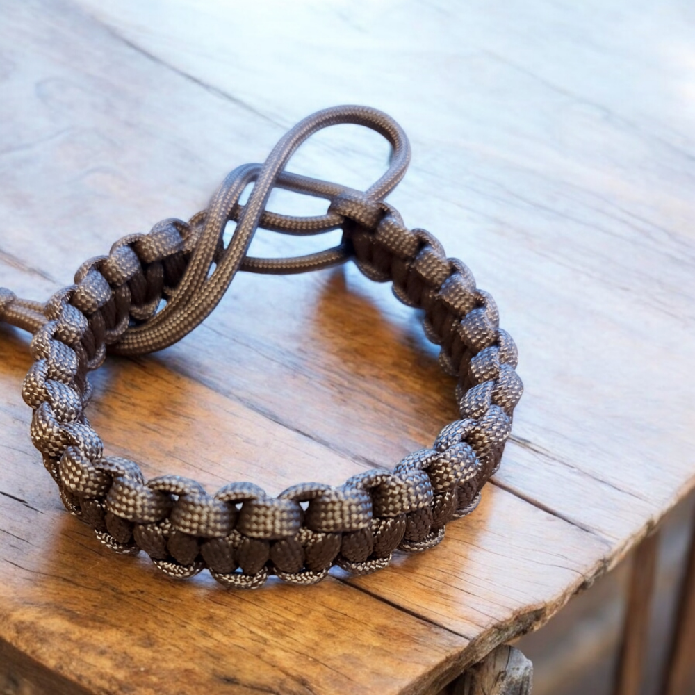 Mens paracord bracelet