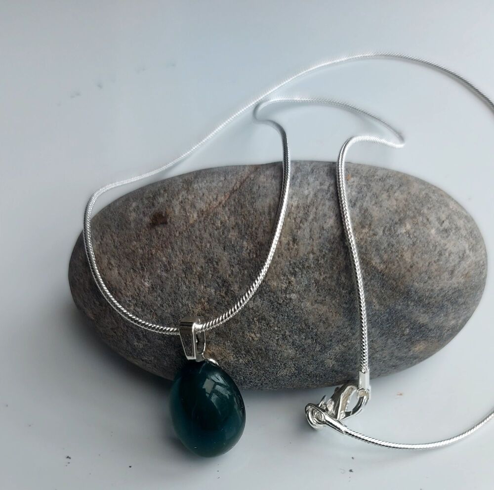 Silver and jade green colour stone necklace