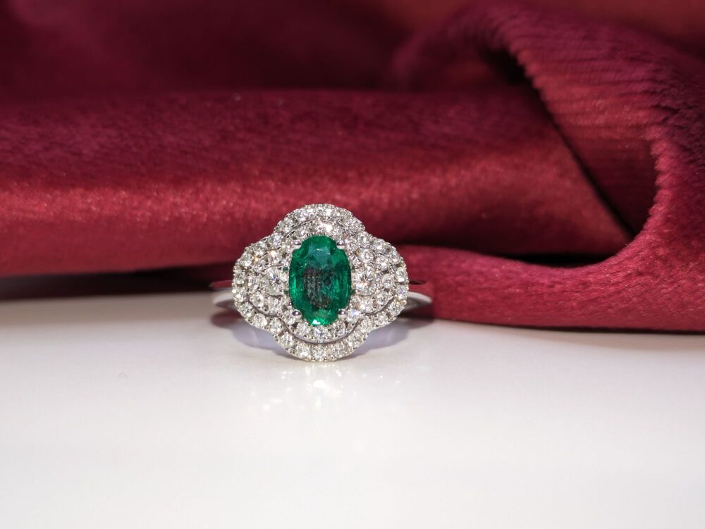 Emerald and diamond Halo ring 2.51ct VS1/ D