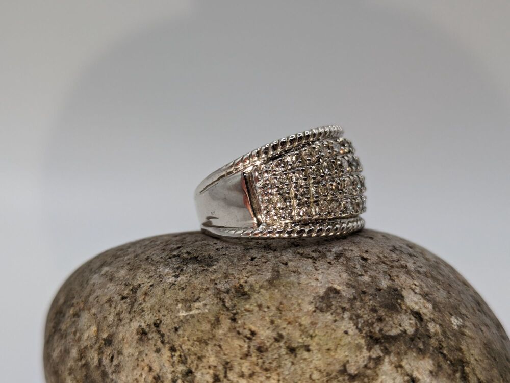 Diamond encrusted Pave' set ring 1.10ct VS2/ H