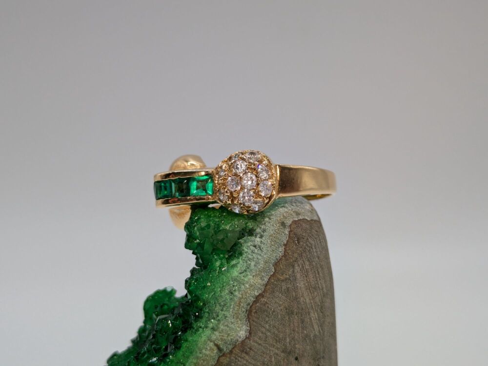 Diamond & Emerald Multitone cocktail ring