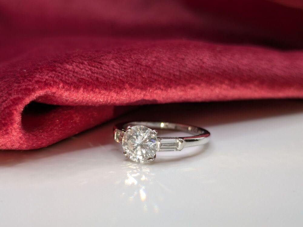 Round with Baguette accent Trilogy style ring 1.52ct Total SI1/ D