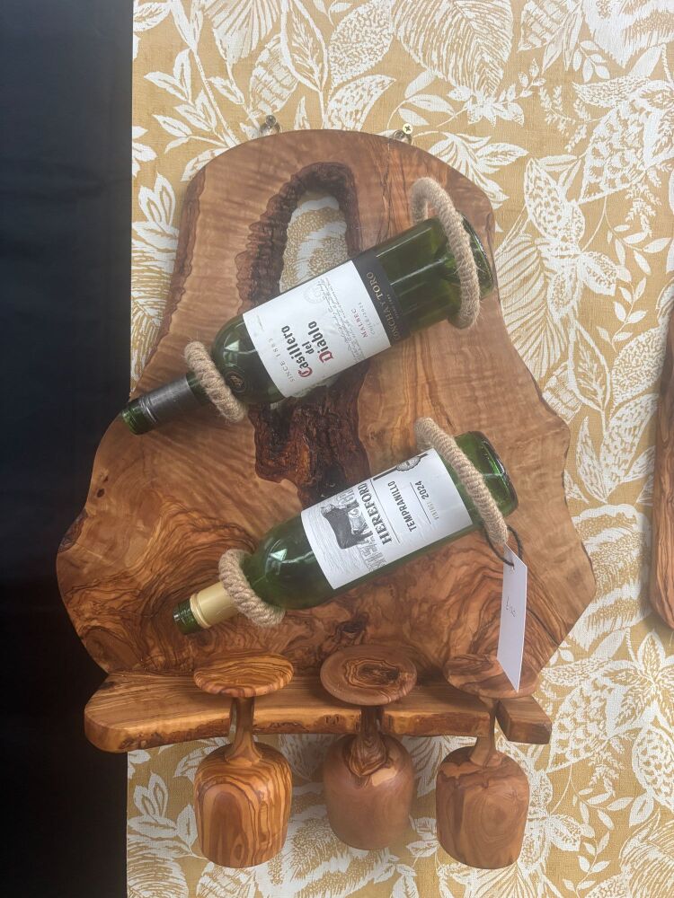 Oilve wood bar