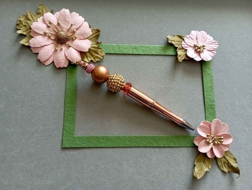 Gold Coloured Pen with Gold Mix Beads