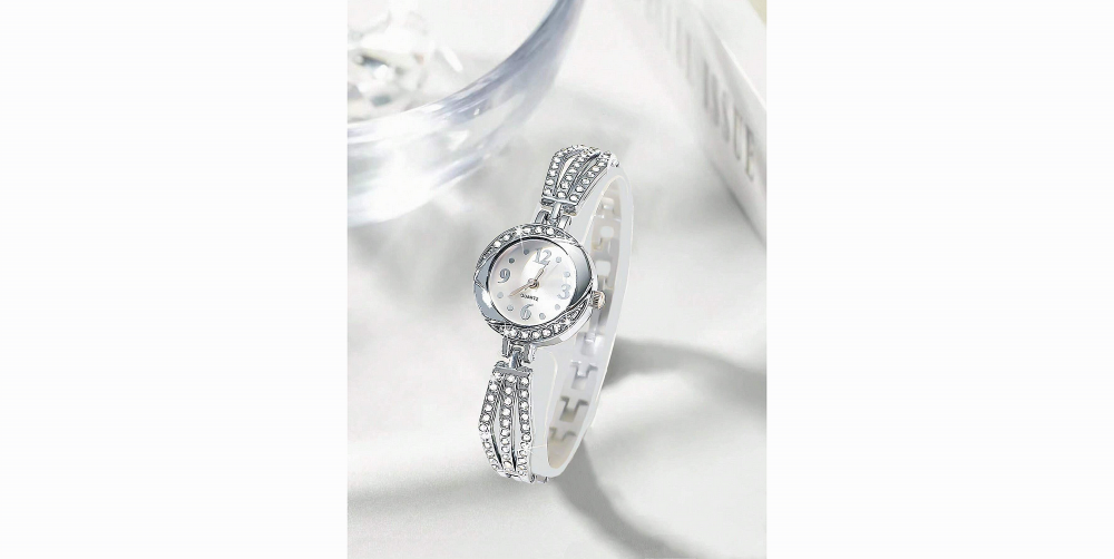 Silver Art Deco Watch with Rhinestone