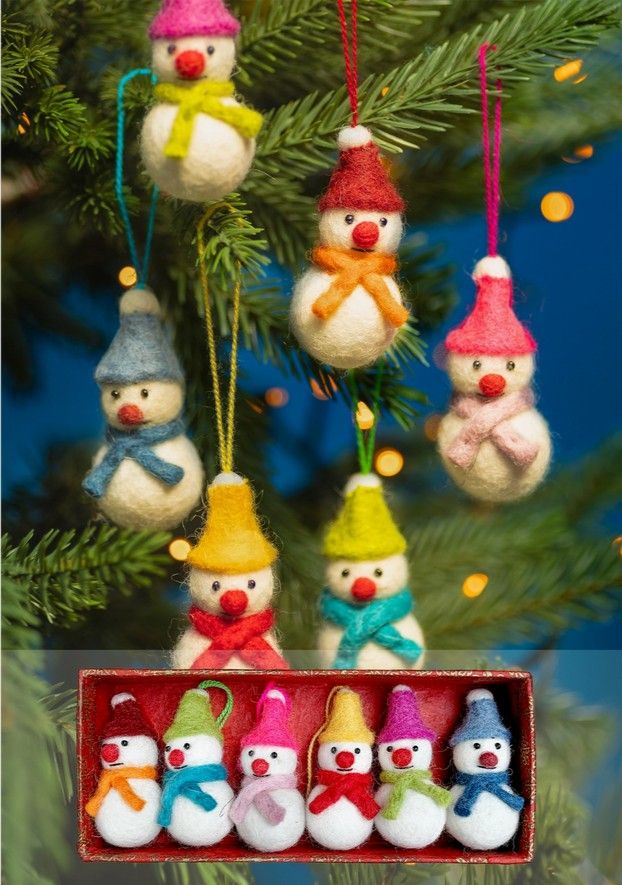 Set of 6 Mini Hanging Felt Snowmen Decorations