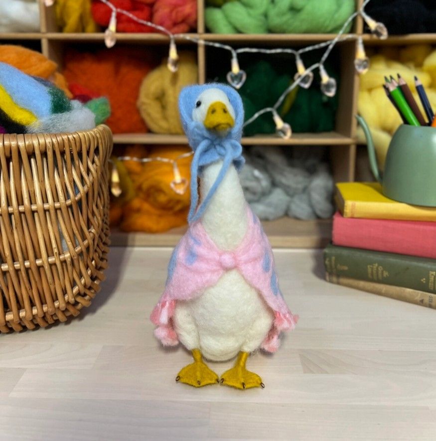 Beatrix Potter - Jemima Puddleduck Felting Kit