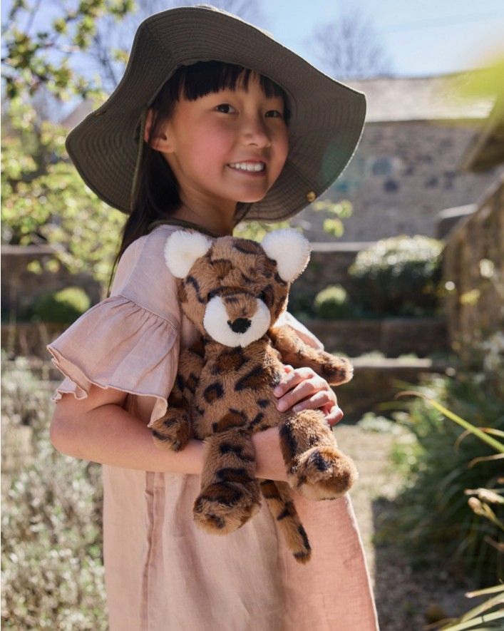 Lenny the Leopard