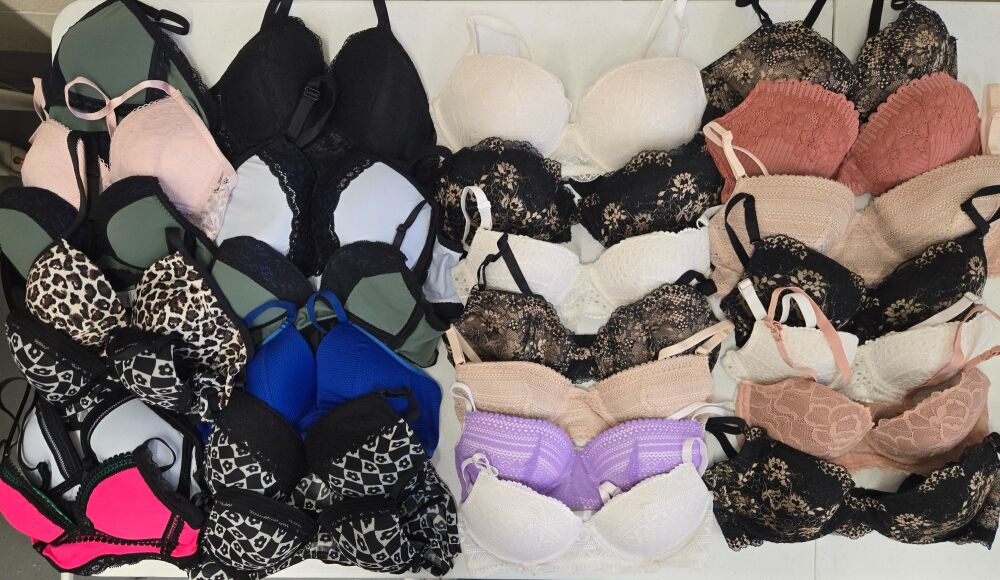27 x Ex M*S Bras, 14 Underwired Padded Plunge Bra's, 13 x Non Wired Bralettes Sizes 30,32,34,38 A, B,C Cups £1.95 Each