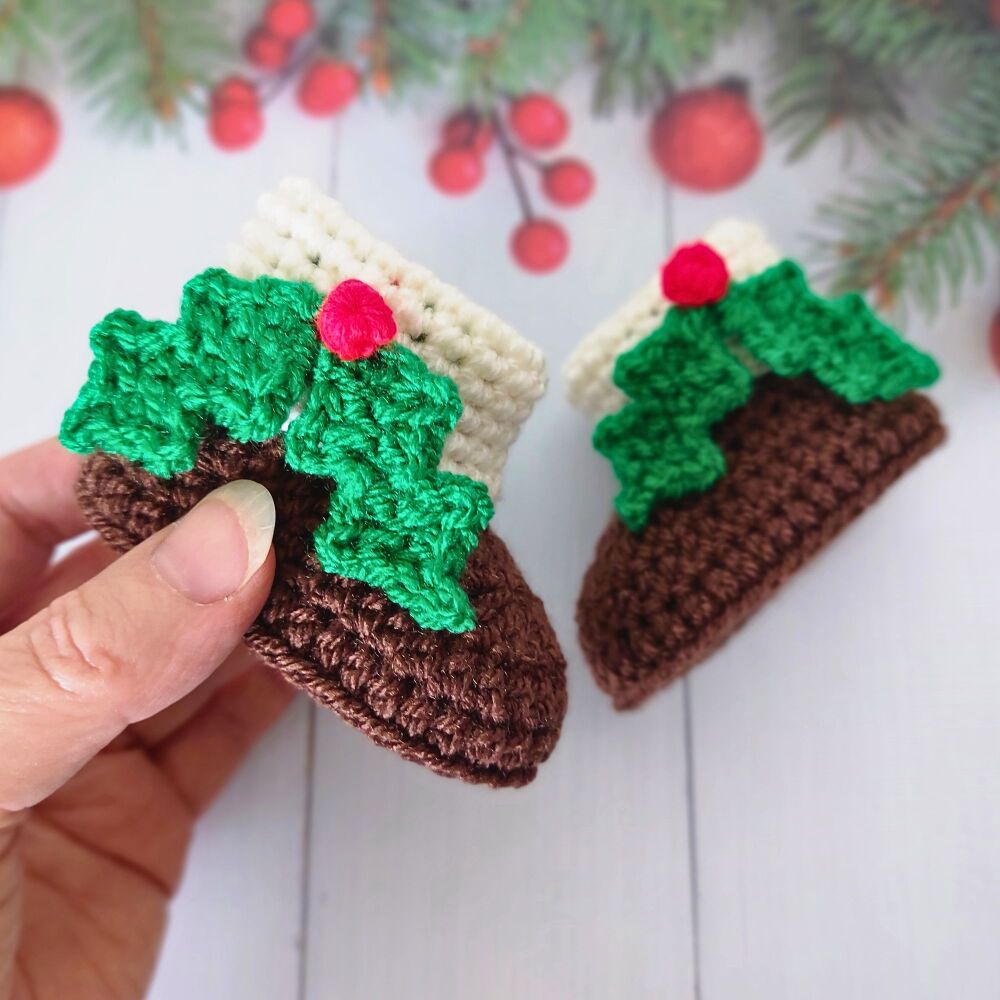 Novelty Christmas Pudding Baby Booties