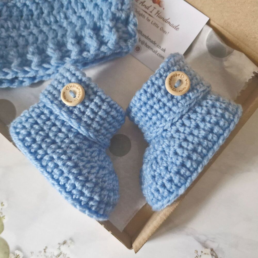 Crochet Baby Teddy Hat And Bootie Set In Sizes Newborn, 0-3 And 3-6 Months