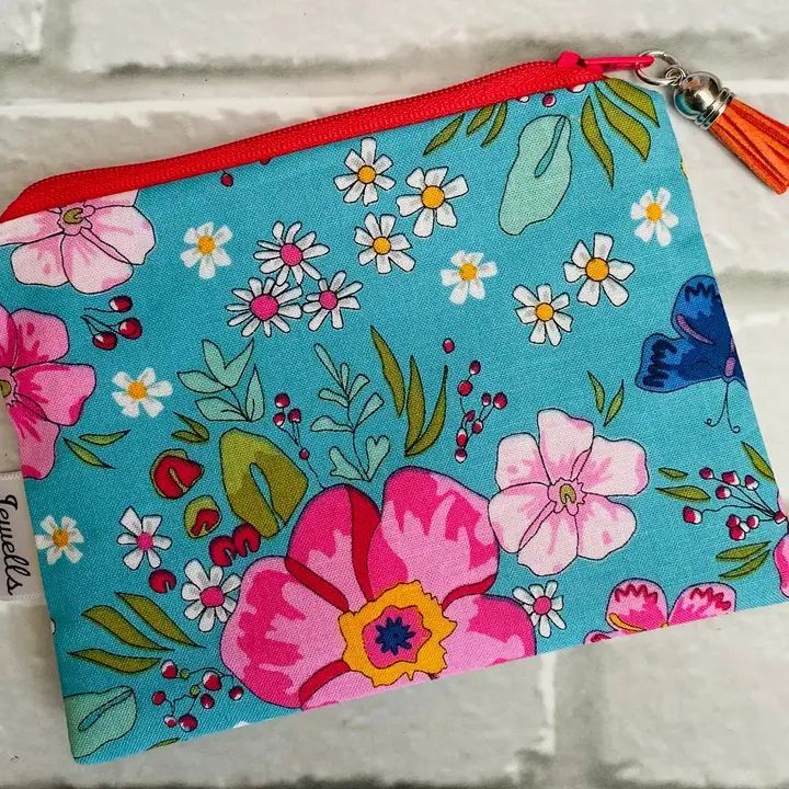 Pretty Flowers Floral Fabric Purse