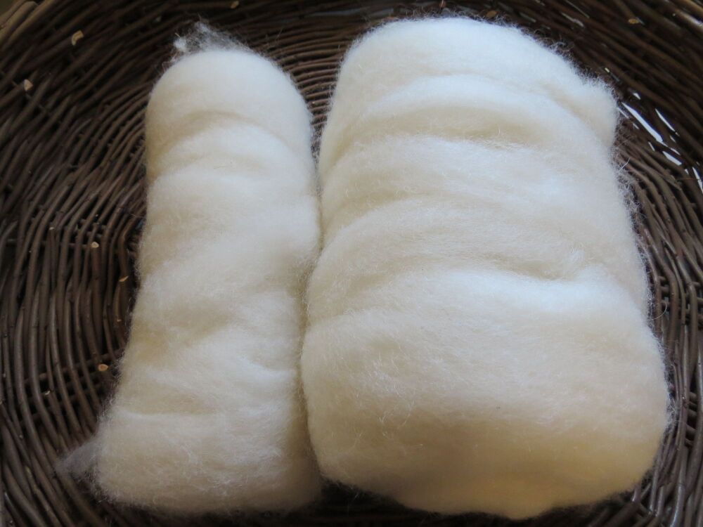Fine Kerry Hill /Mohair blend roving