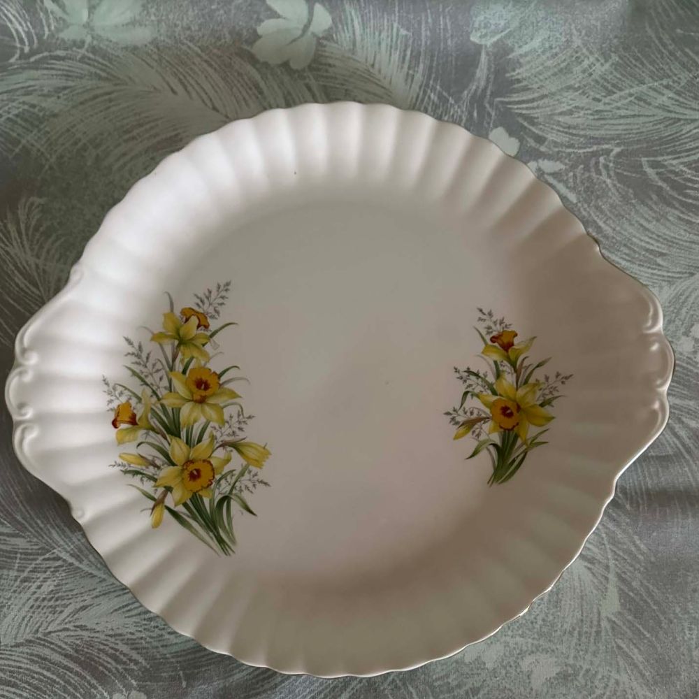 Cake Plates / Bread & Butter Plates