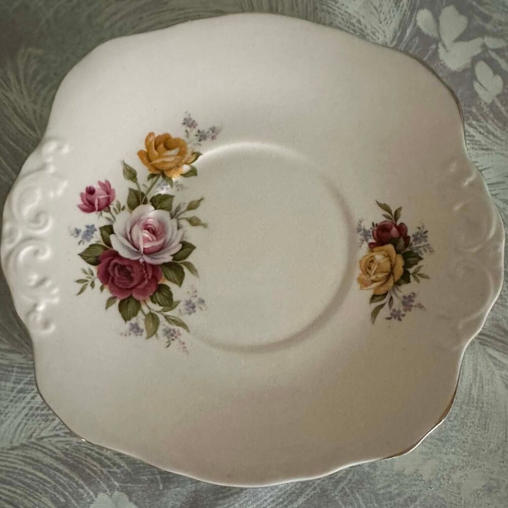 Royal Sutherland Cake Plate c.1930's