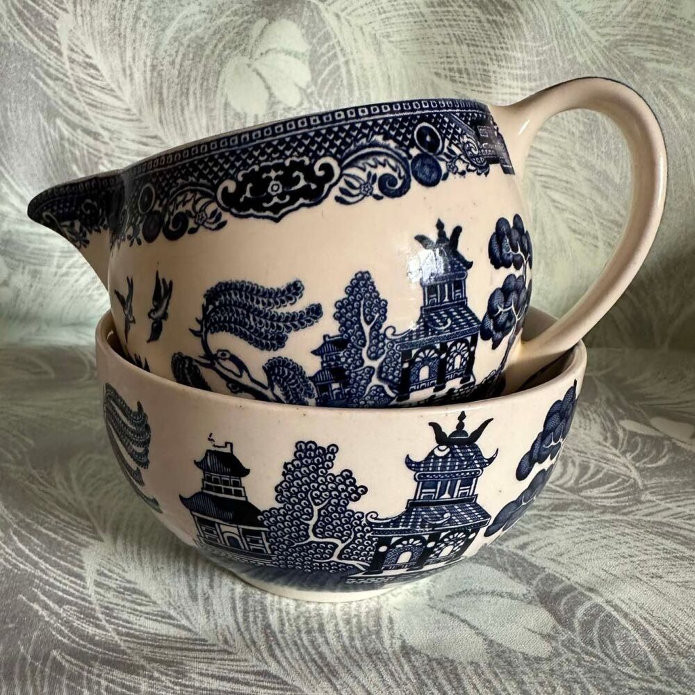 Mismatch Milk Jug & Sugar Bowl. Johnson Bros Old Willow*