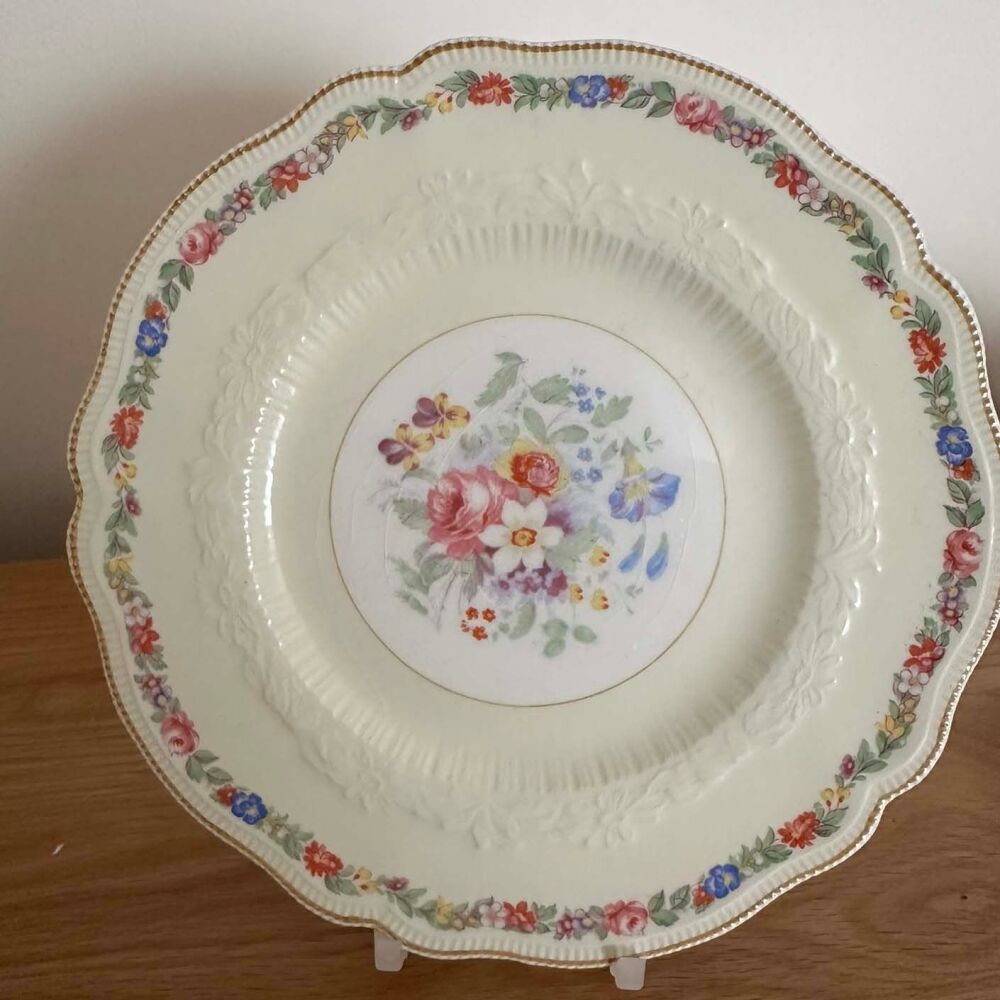 Vintage Johnson Bros Old Staffordshire Dubarry Marlow 8" Luncheon / Salad Plate. Several Available. c1930's*