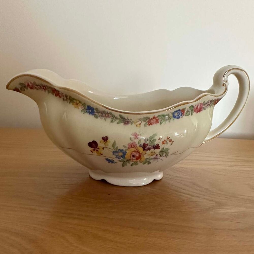 Vintage Johnson Bros Old Staffordshire Dubarry Marlow Gravy Boat (NO SAUCER). c1930's