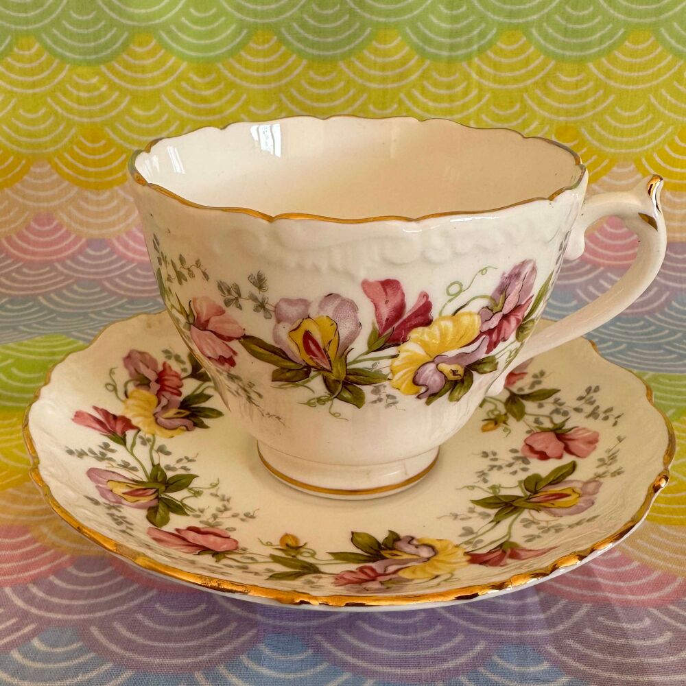 Vintage Coalport Cup & Saucer. "Marilyn" Pattern c.1950's*
