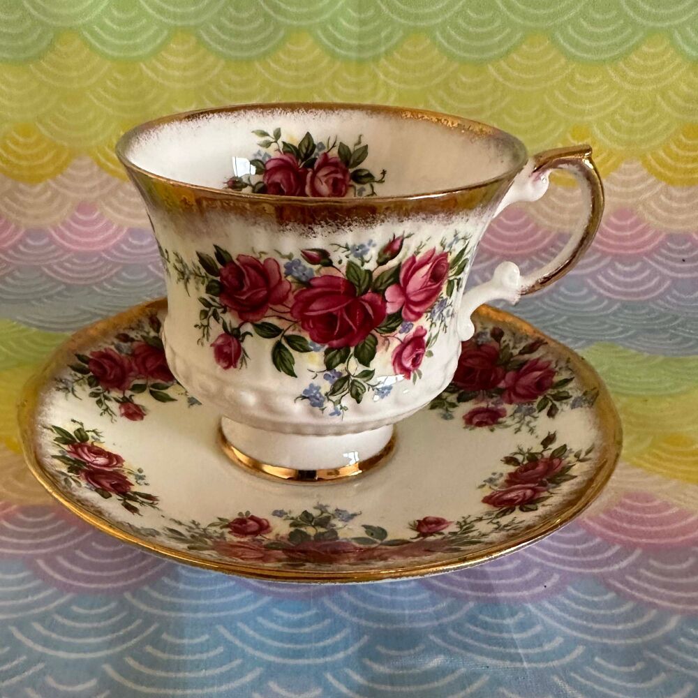 Vintage Elizabethan China Cup & Saucer "Georgian Rose" c.1980*
