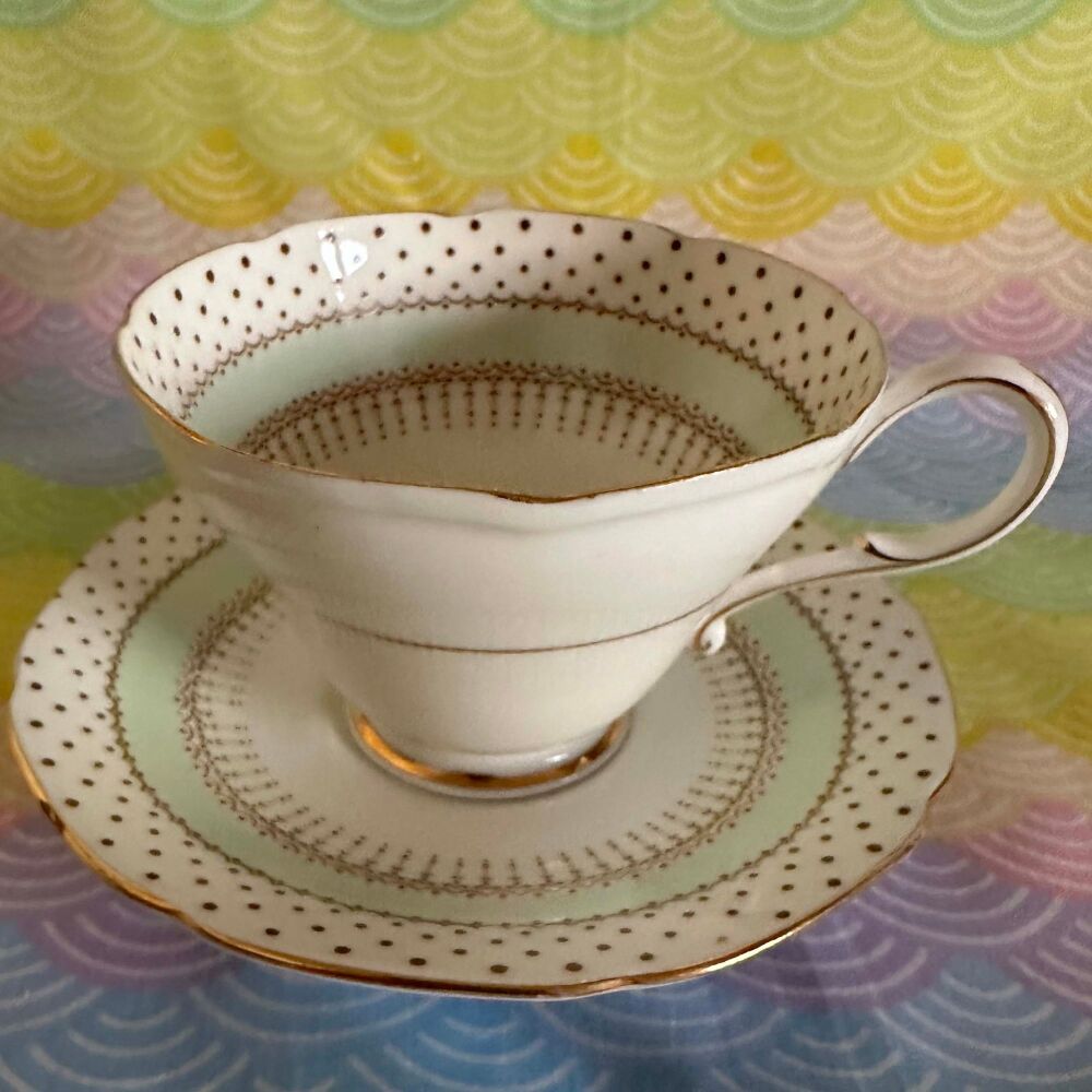 Vintage Paragon Cup & Saucer Pattern 2661 c.1930's*