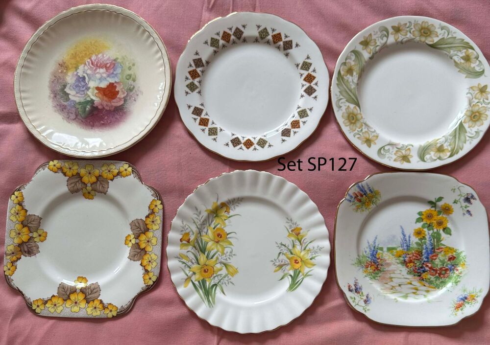 Mismatched Set of 6 Vintage Tea Plates (Ref SP127)*
