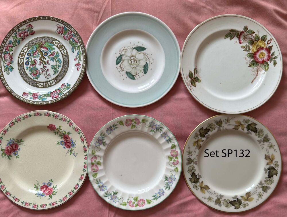 Mismatched Set of 6 Vintage Tea Plates (Ref SP132)*