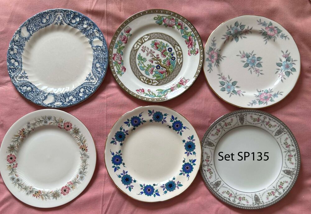 Mismatched Set of 6 Vintage Tea Plates (Ref SP135)*